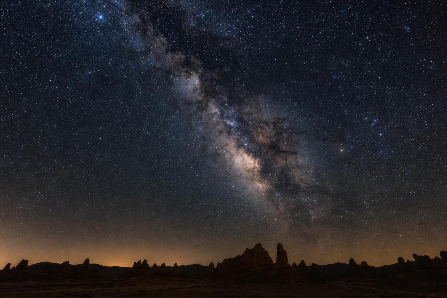 Il cielo di luglio 2026: guida pratica a pianeti, costellazioni e stelle cadenti