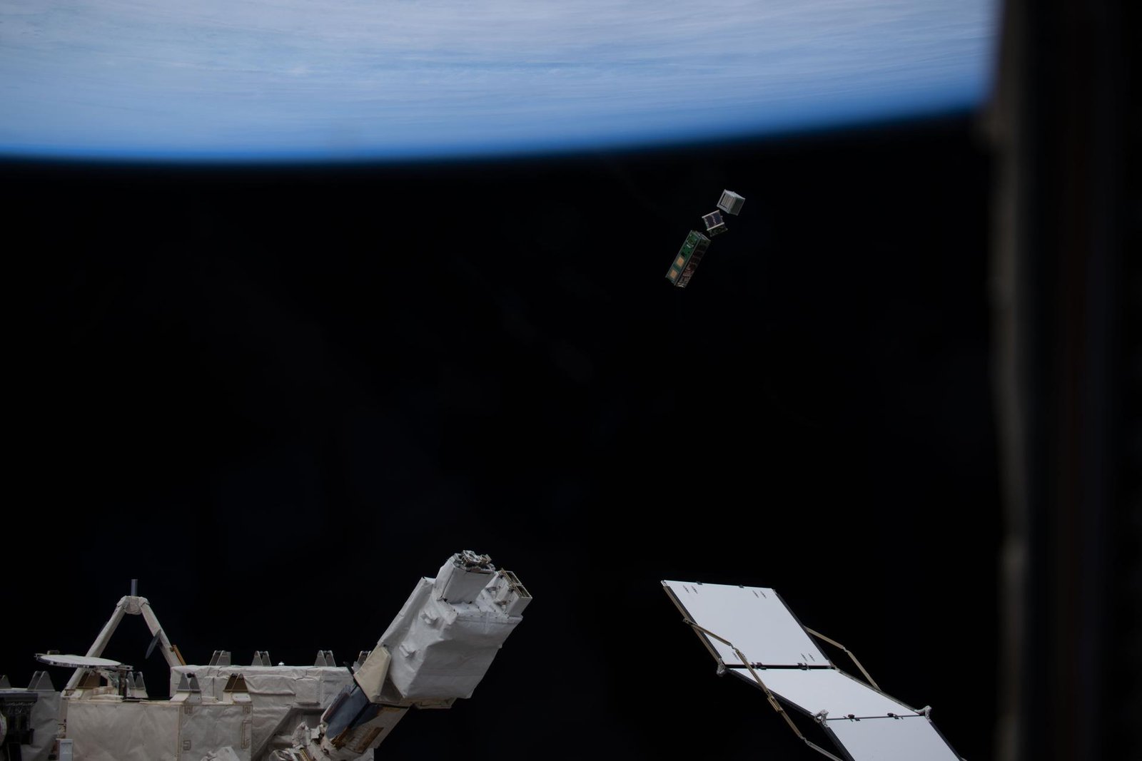Come funziona davvero la Stazione Spaziale Internazionale